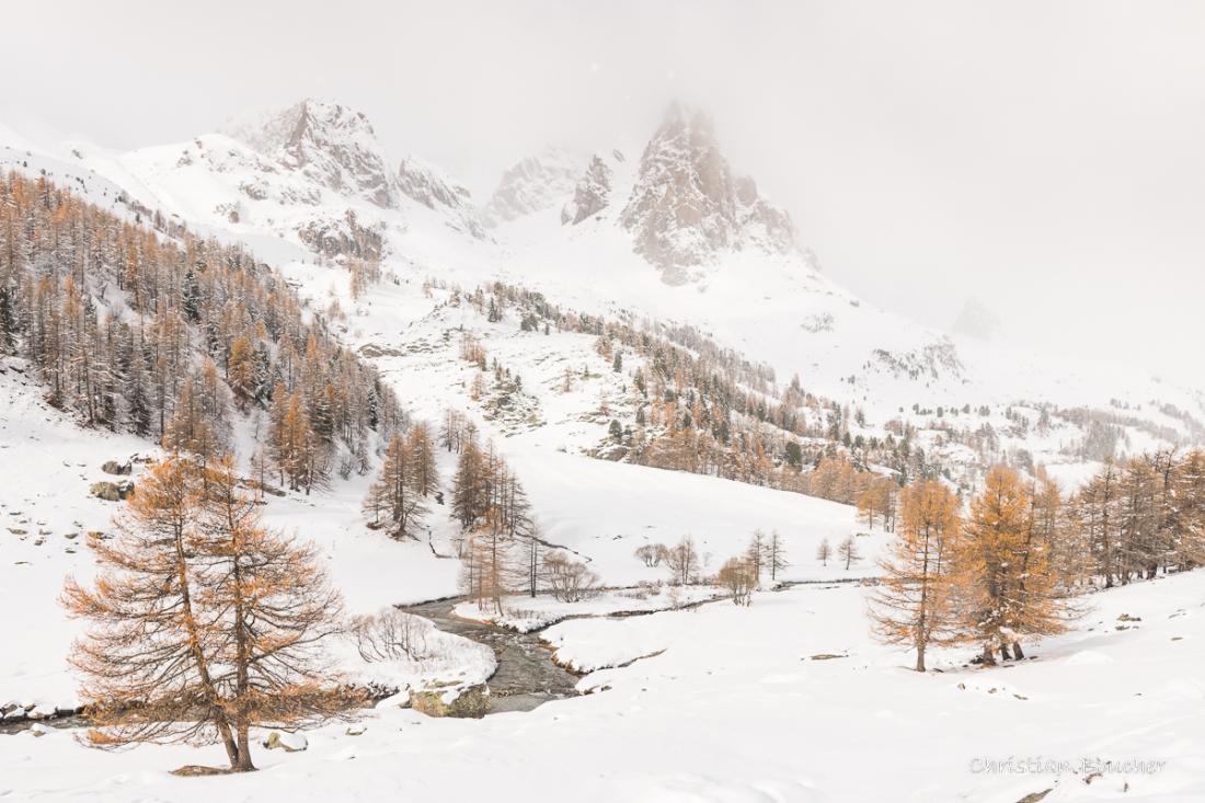 0093 - Vallée de la Clarée en neige d'automne